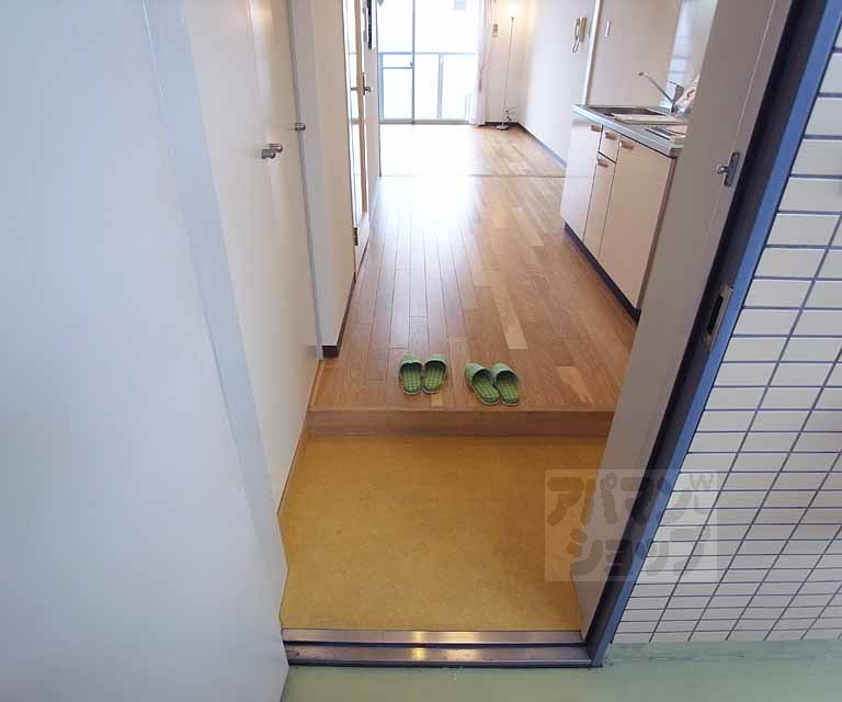 玄関　玄関です。