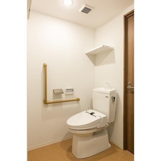 トイレ　ゆったりとした空間のトイレです