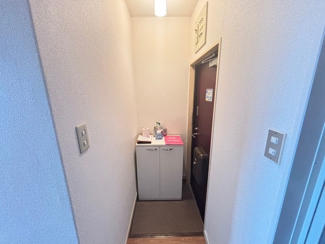 中央松屋ビルの玄関写真