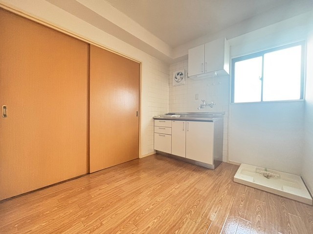 中央松屋ビルの内装写真
