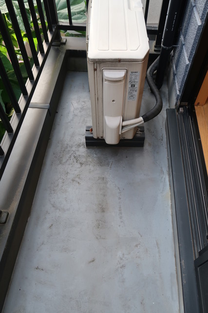 バルコニー　バルコニー