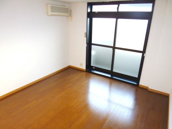 居室・リビング　エアコン付きで初期費用を抑えたい方におすすめです
