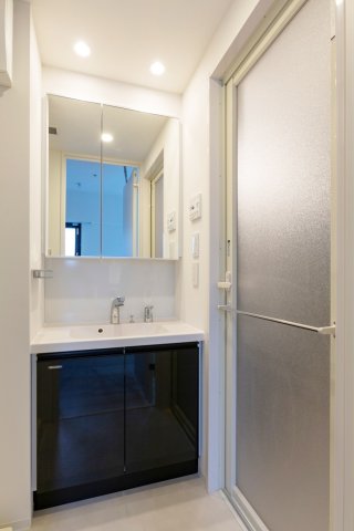 洗面設備　忙しい朝には欠かせない洗面所です♪