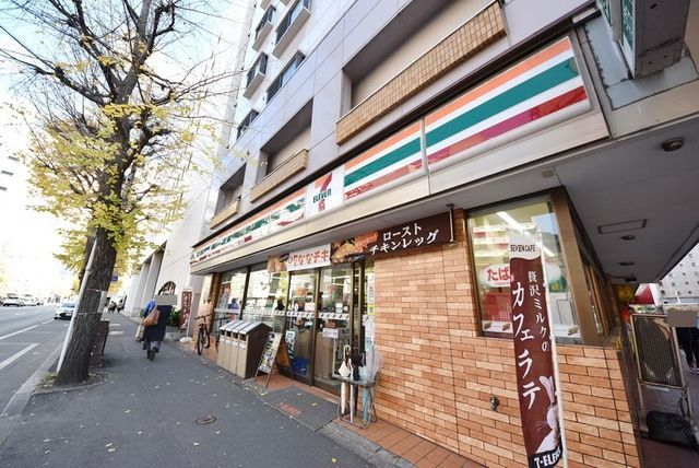 コンビニ　セブンイレブン博多駅前2丁目店（コンビニ）まで186m