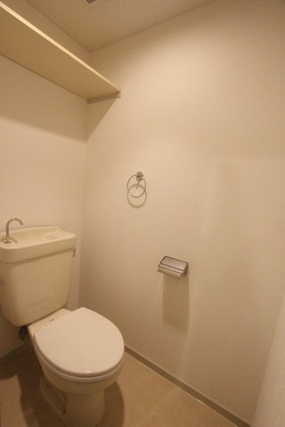 トイレ　参考写真です。現況優先。
