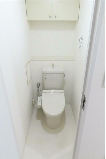 トイレ　※同仕様写真含む