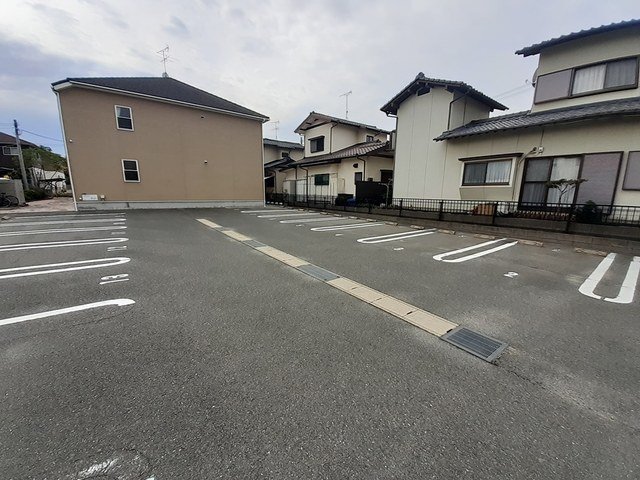 駐車場　駐車場があります
