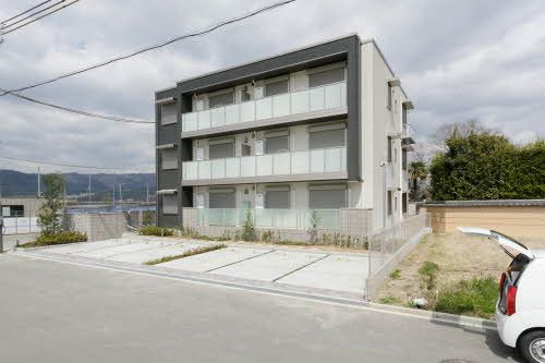 建物外観　積水ハウスの賃貸住宅です♪お部屋探しはシャーメゾンショップ…