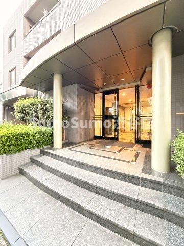 建物外観　外観は落ち着いています