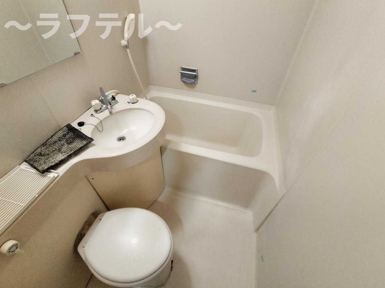 バス・シャワールーム　別部屋イメージ写真