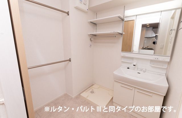 洗面設備　同シリーズのお写真です。