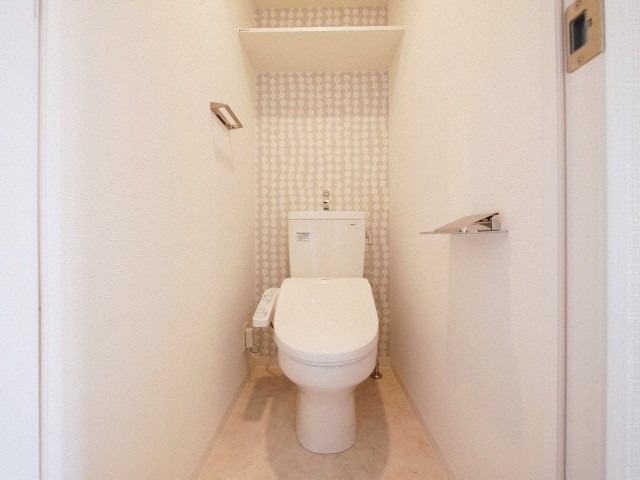 トイレ　落ち着いたトイレです