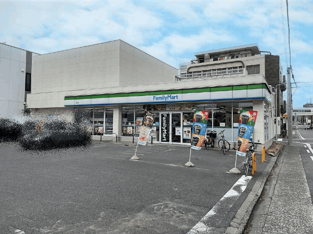 コンビニ　ファミリーマート高辻店（コンビニ）まで369m