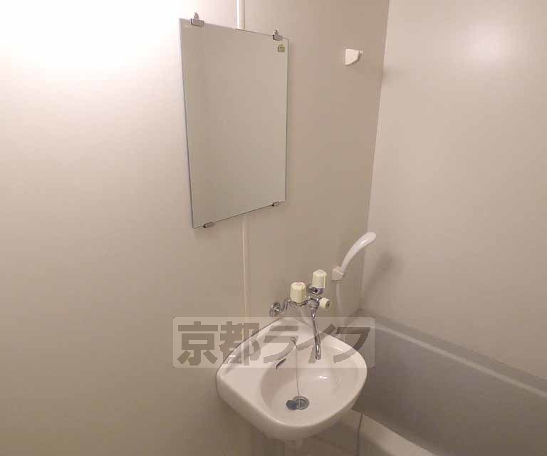 洗面設備　洗面台です。