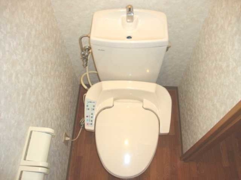 トイレ　図面と現状に相違がある場合には現状を優先