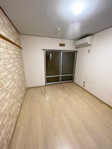 居室・リビング　エアコン付の居室