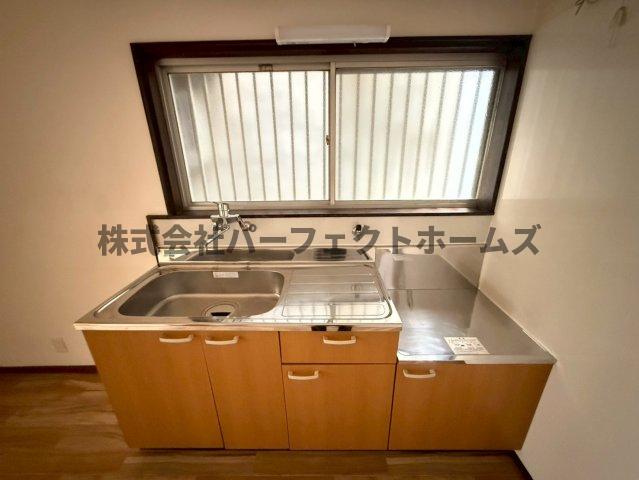 キッチン　コンパクトなキッチンで掃除もラクラク