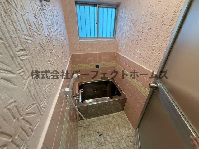 バス・シャワールーム　お風呂です