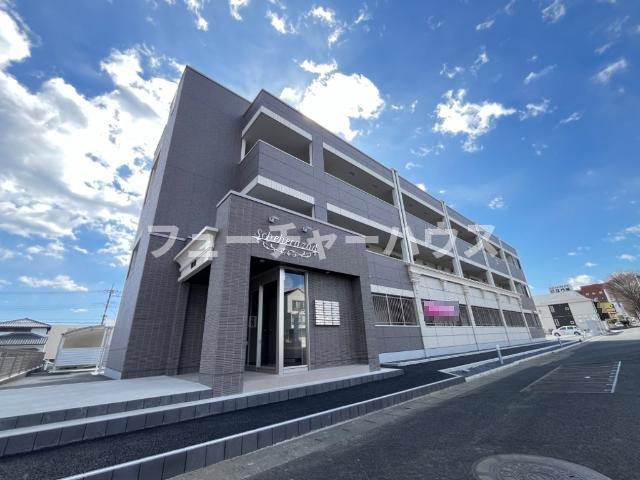 建物外観　外観写真（昼）