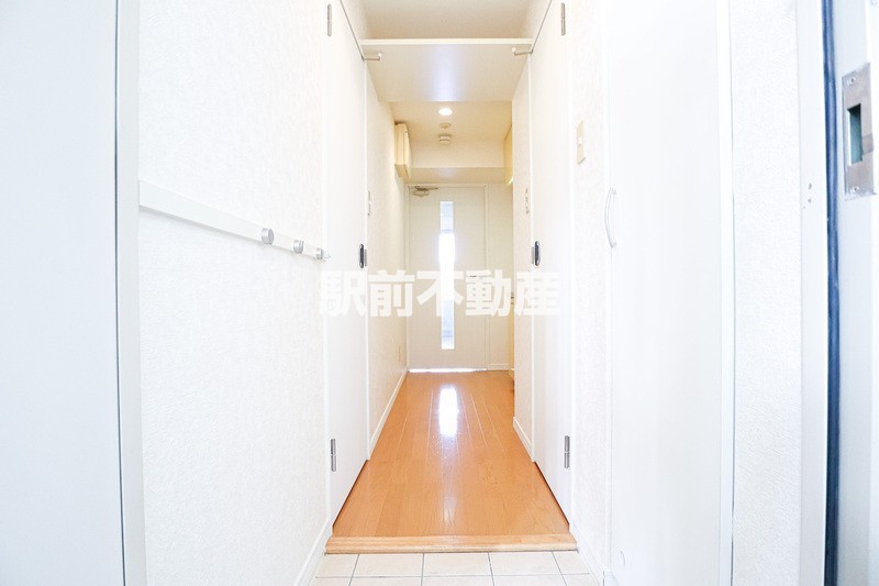 玄関　※同マンション別部屋