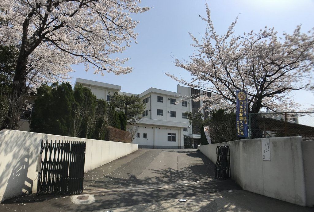 中学校　仙台市立加茂中学校（中学校）まで2520m