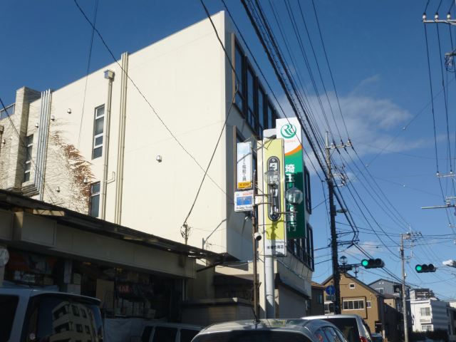 銀行　埼玉りそな銀行（銀行）まで210m