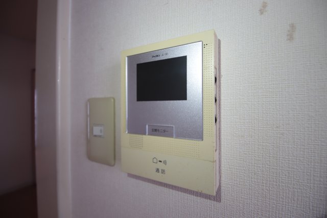 セキュリティ　※修繕前のお写真です。