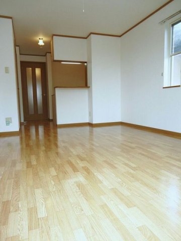 居室・リビング　こちらの居間で趣味の時間をお楽しみください