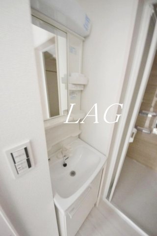 洗面設備　洗面台です。