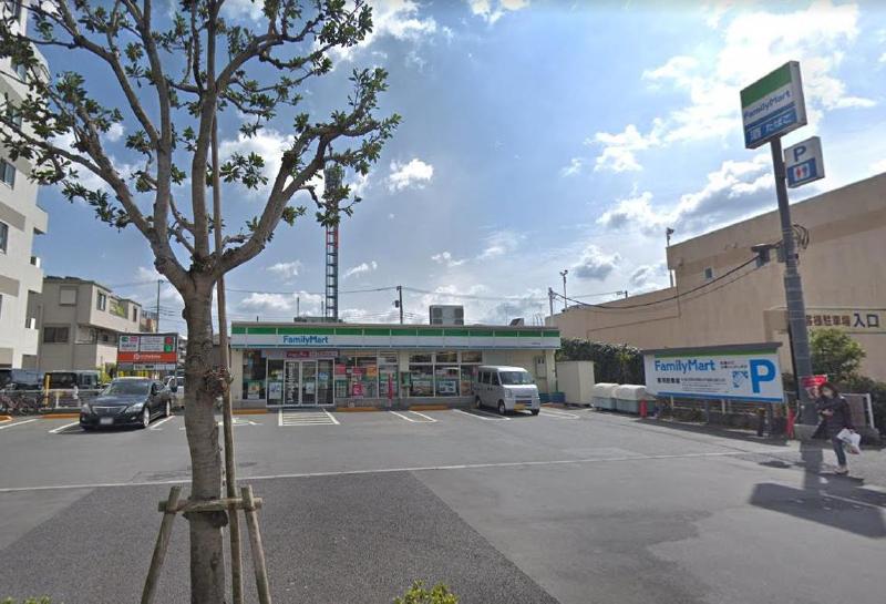 コンビニ　ファミリーマート 六町駅前店（コンビニ）まで350m