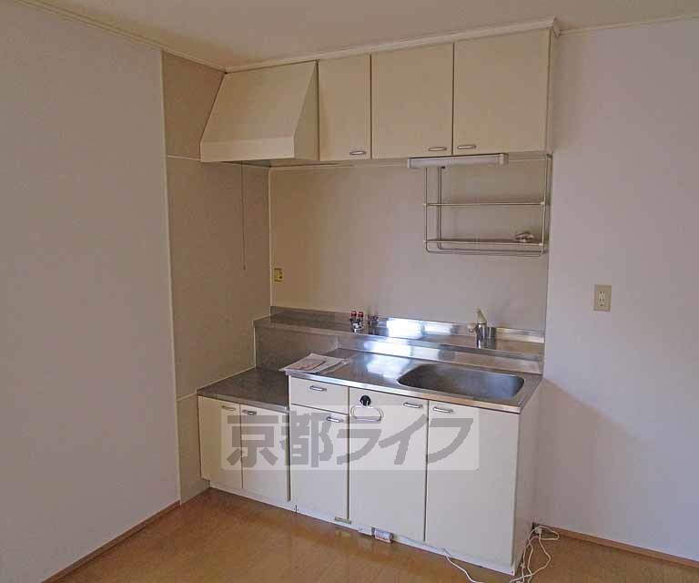 ＪＲ山陰本線 亀岡駅 徒歩17分 2階建 築32年のキッチン写真