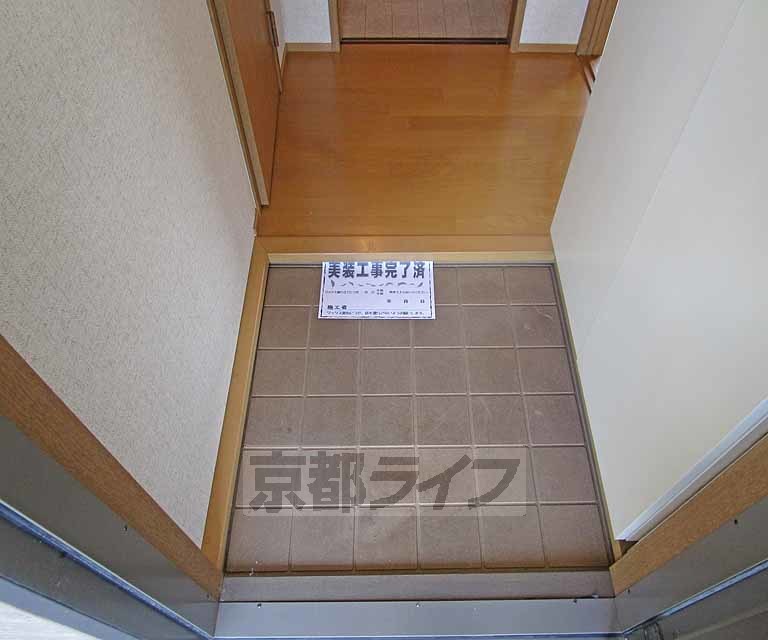 ＪＲ山陰本線 亀岡駅 徒歩17分 2階建 築32年の玄関写真