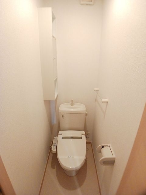 ファミリータイズIIIのトイレ写真