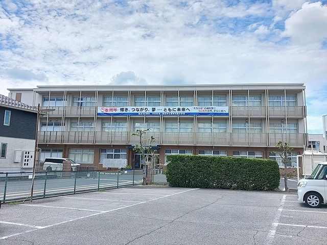 ファミリータイズIIIの周辺写真