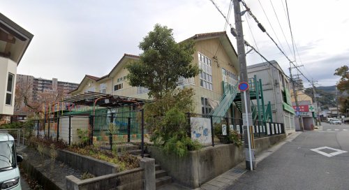 幼稚園・保育園　近松保育園（幼稚園・保育園）まで302m
