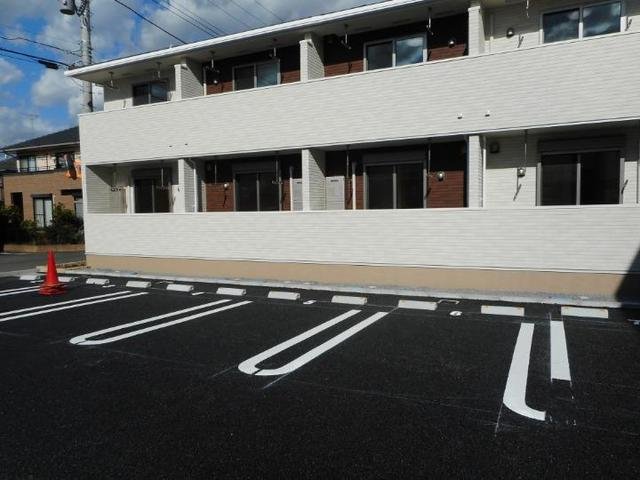 駐車場　駐車場完備です