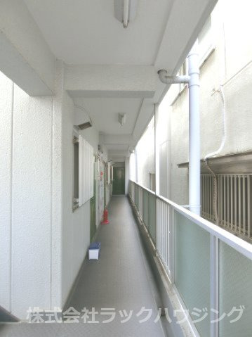 その他共有部分　共闘廊下