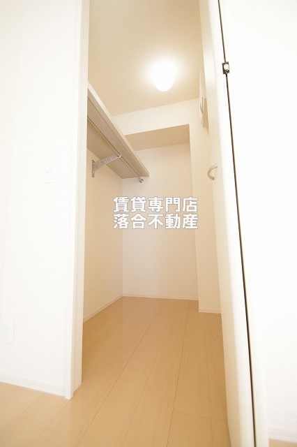 収納　便利なウォークインクローゼット♪