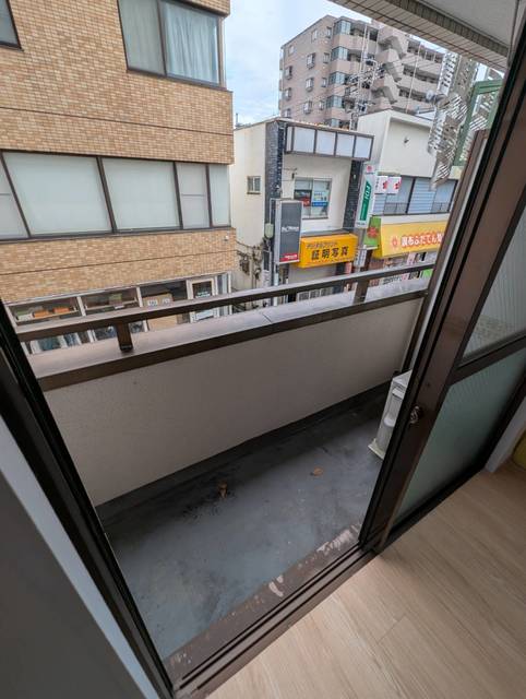 バルコニー　他のお部屋の画像です。参考写真