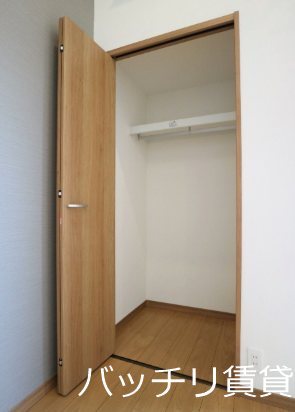 収納　＊画像は別部屋の為イメージ、現状を優先いたします