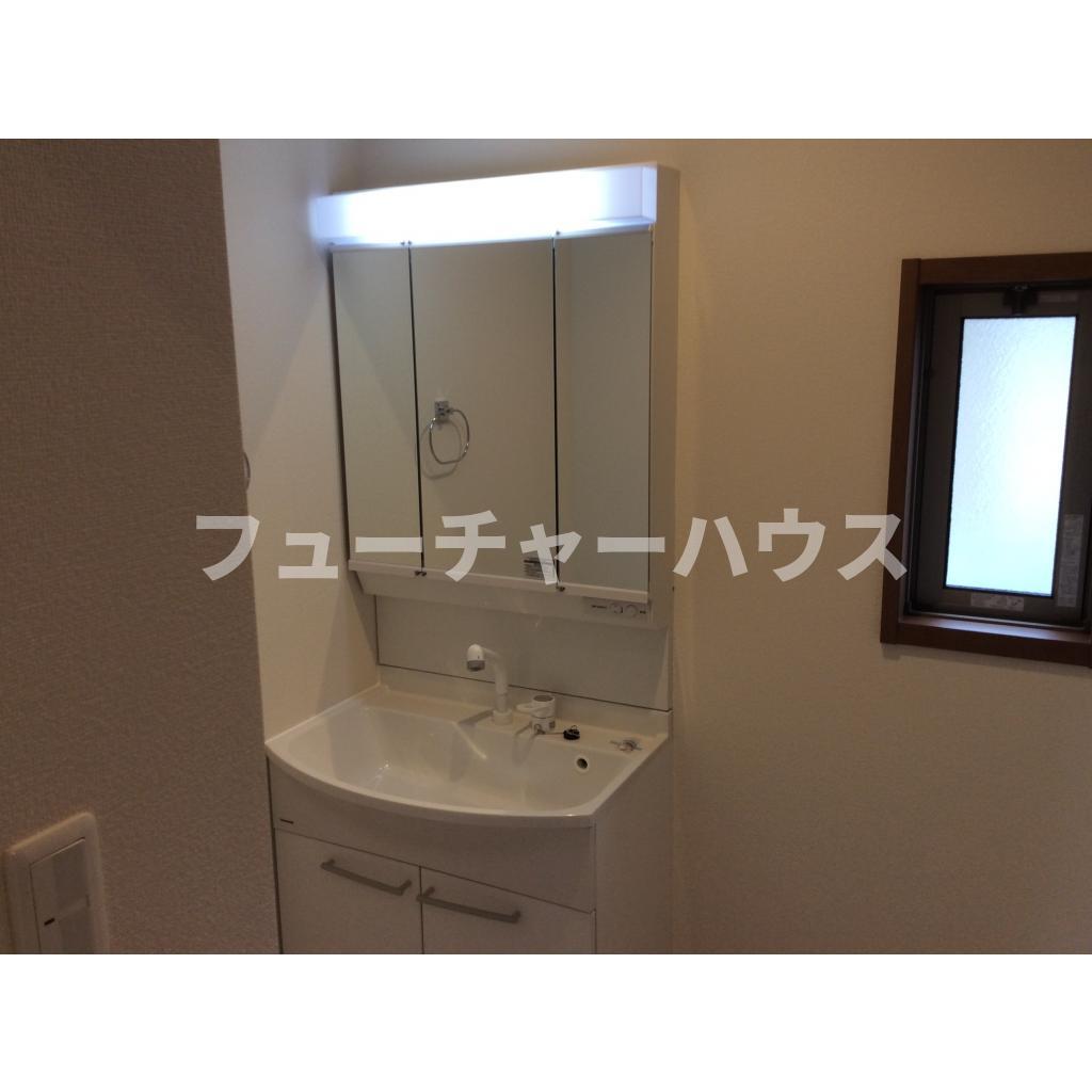 洗面設備　洗面所です