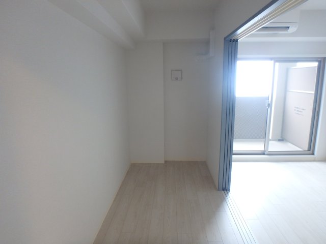 その他部屋・スペース　開放的な寝室です