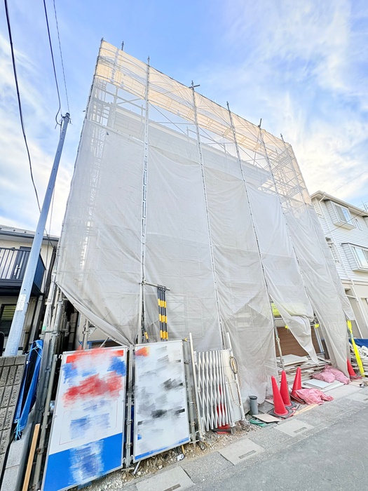 建物外観　建築中