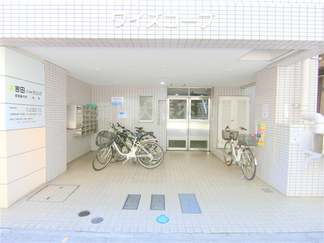 エントランス　エントランス
