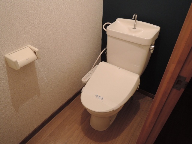 トイレ　同物件別室のイメージ画像となります