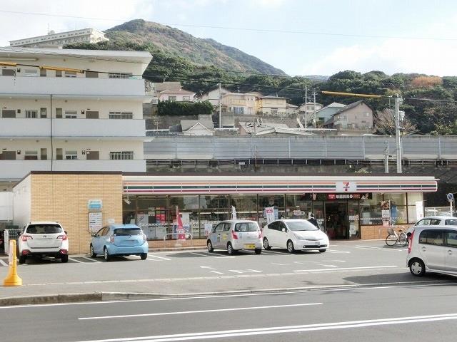 コンビニ　セブンイレブン小倉神幸町店（コンビニ）まで570m