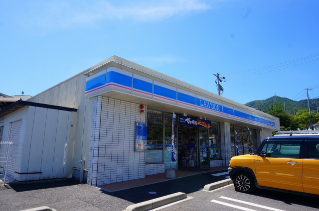 コンビニ　ローソン広島山本七丁目店（コンビニ）まで700m