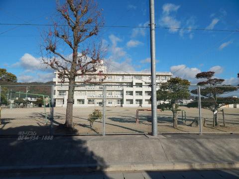 その他　福山市立山手小学校（その他）まで840m