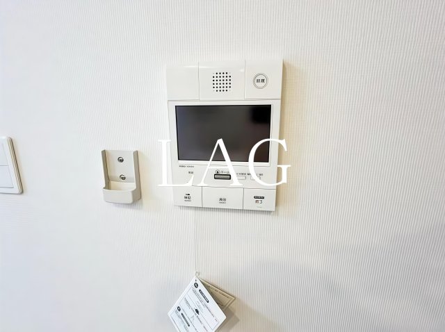 セキュリティ　モニターつきインターホンです。