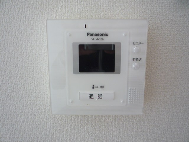 セキュリティ　急な訪問者をモニターで確認出来る　　TVドアホン付